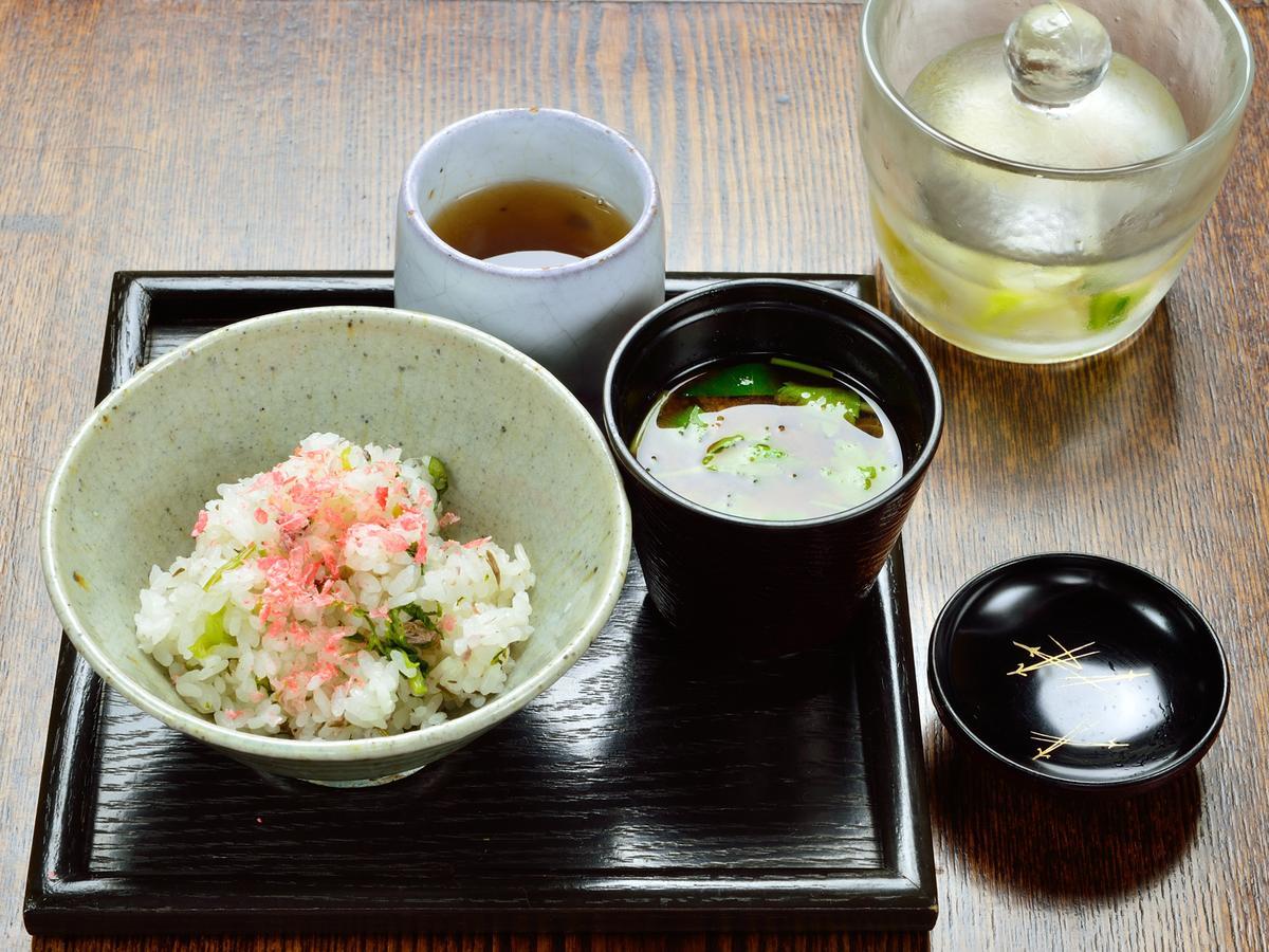 Ryori Ryokan Okuhida Sansoan Kyoya Такаяма Экстерьер фото